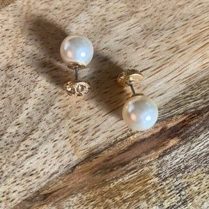 Two way earrings, pearl and gold with gold crystals